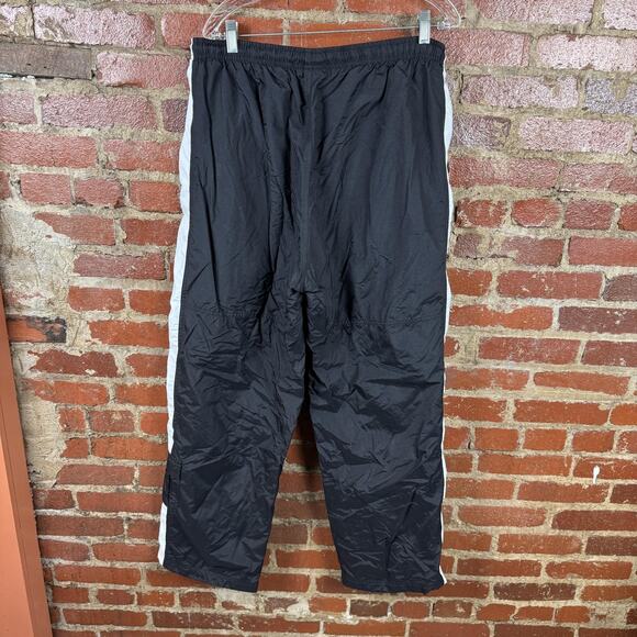 Nike Track Pants Mens XL Black White Side Stripe Lined Warm Up Athletic Swoosh - Picture 5 of 6